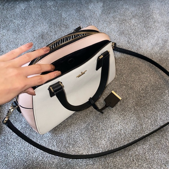 Lightly used. No flaws - Picture 3 of 4